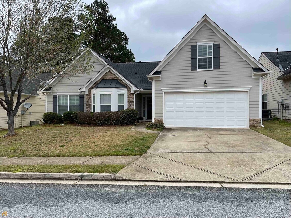 Primary Photo - 1052 Southwood Dr