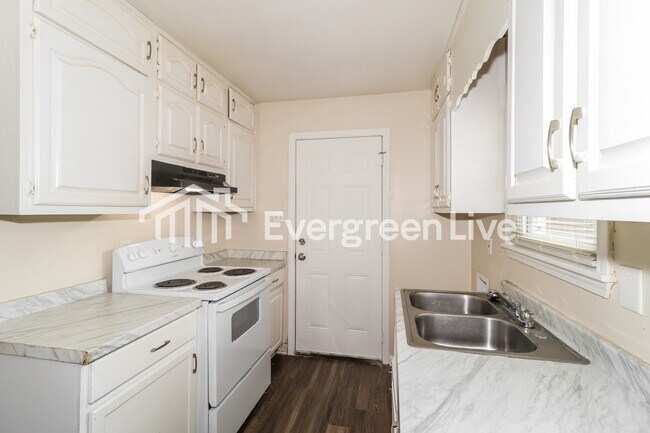 Foto del edificio - 4053 Chippewa Rd