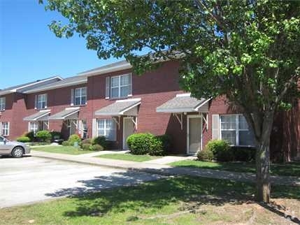 Building Photo - Cottonwood Apartments