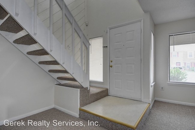 Building Photo - 3 br, 2.5 bath House - 5520 Old Guard Cres
