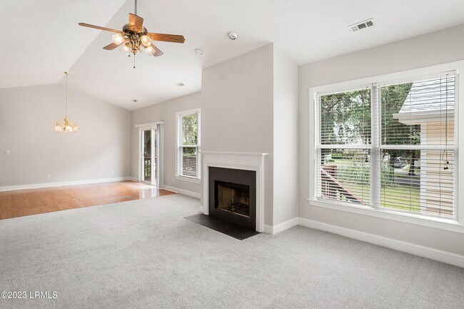 Foto del edificio - 2 Rockville Way