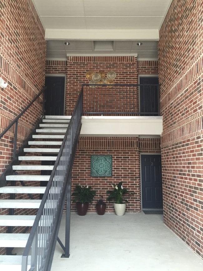 Hickory Street Lofts Apartments Denton, TX