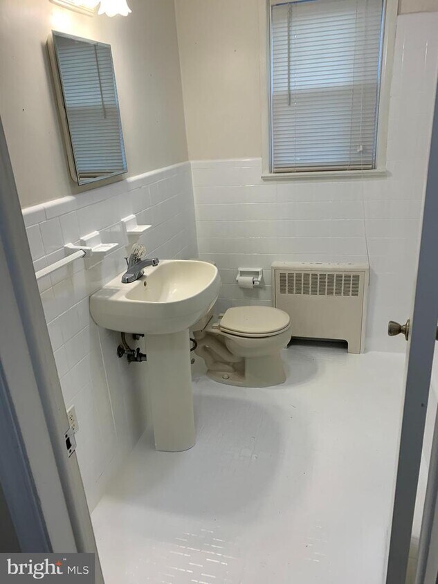 Primary Photo - 501 W 31st St