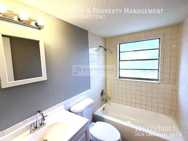 Building Photo - Charming 2-Bedroom, 1-Bathroom Apartment i...