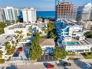 Building Photo - 9165 Harding Ave