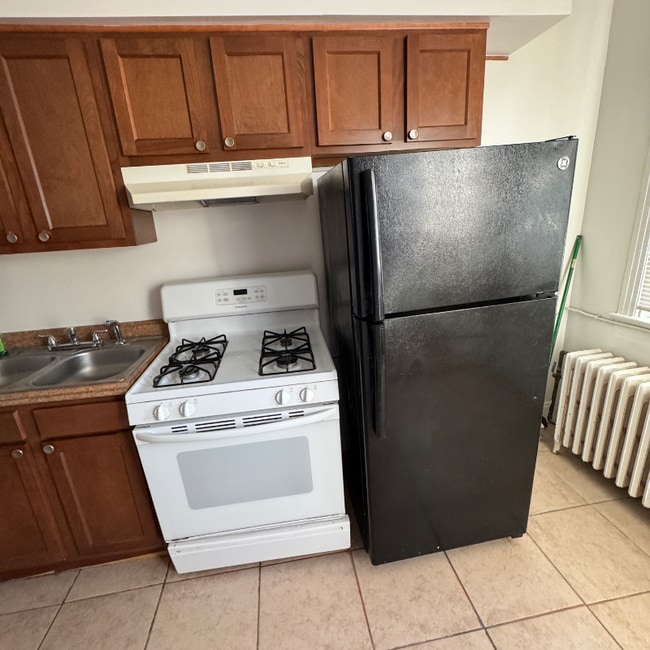 Building Photo - 441 Manor Pl NW