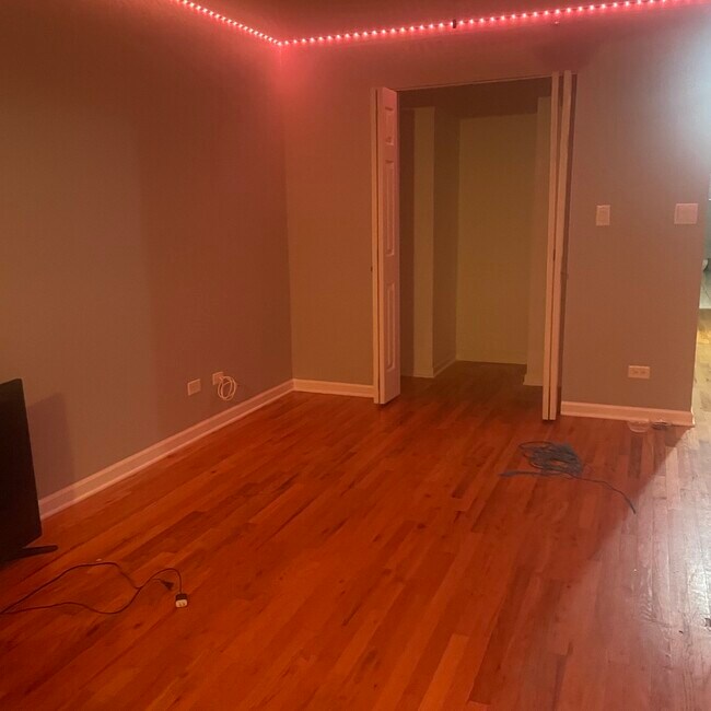 Foto del edificio - 4647 W Altgeld St