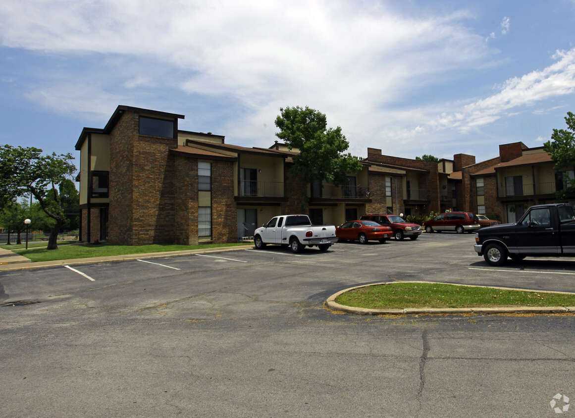 Building Photo - Sheridan Terrace