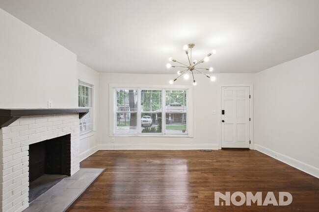 Foto del edificio - 1370 Carnegie Ave