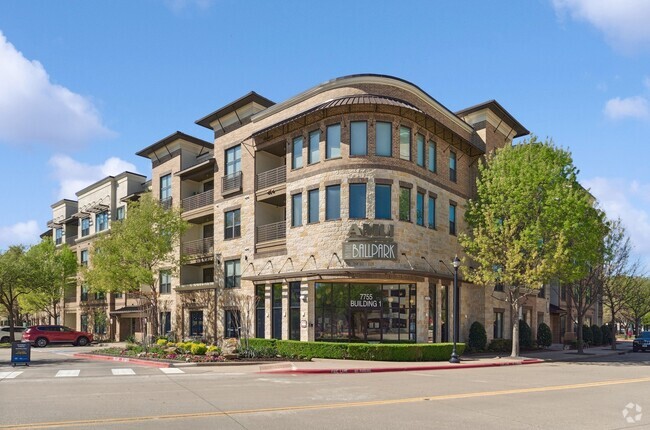 Hyde Park - Apartments in McKinney, TX | Apartments.com