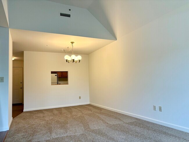 Building Photo - 79 Danbury Rd