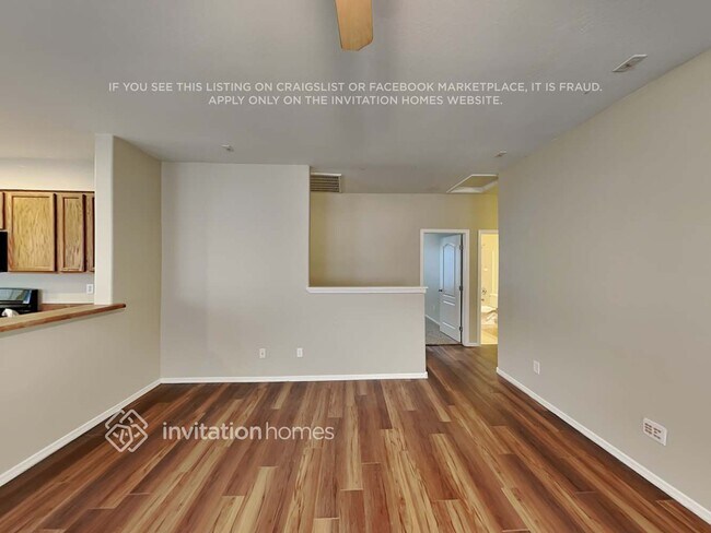 Foto del edificio - 898 E Canyon Rock Rd