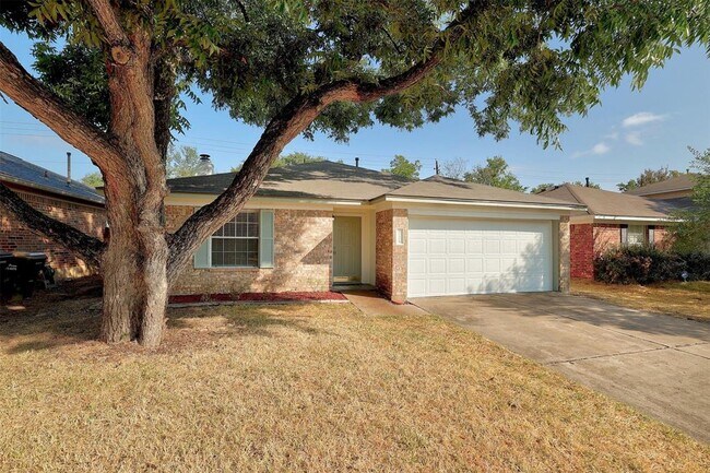 Foto del edificio - 9724 Copper Creek Dr