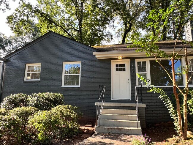 Foto del edificio - 1745 Donnalee Ave SE