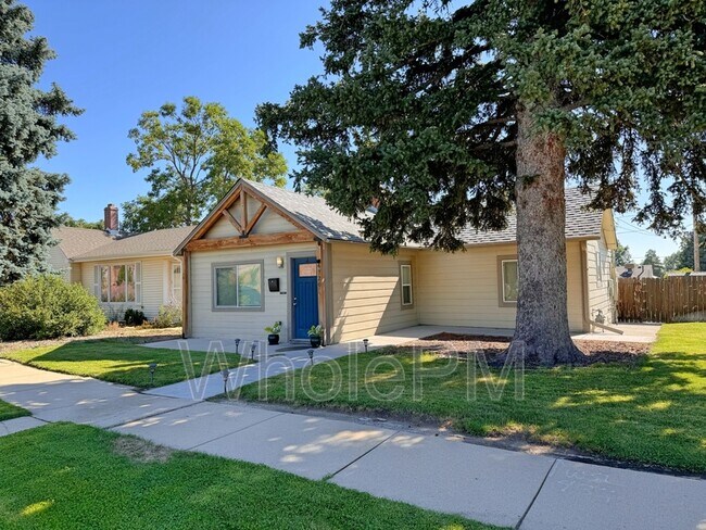 Foto del edificio - 4720 Elm Ct