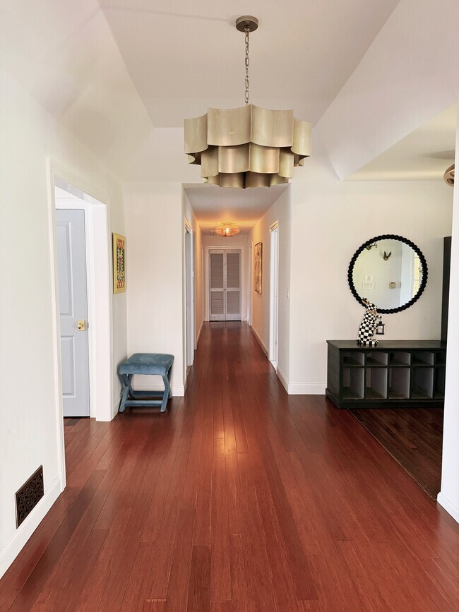 Photo - 570 Bedford Rd House