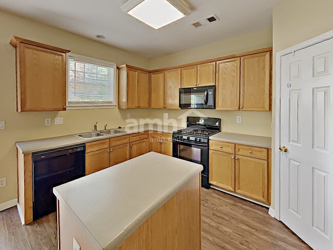 Foto del edificio - 1530 Anna Ruby Ln
