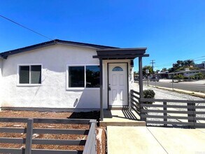 Building Photo - 803 N Citrus Ave
