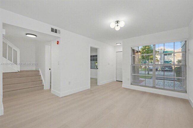 Building Photo - 12224 SW 52nd Pl