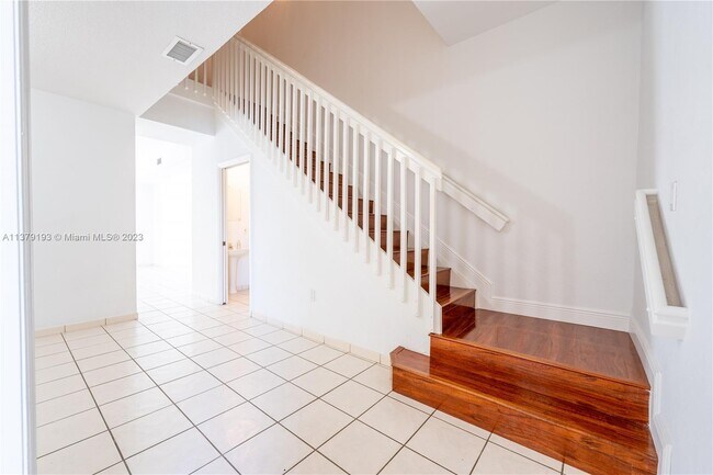Foto del edificio - 10966 NW 43rd Terrace