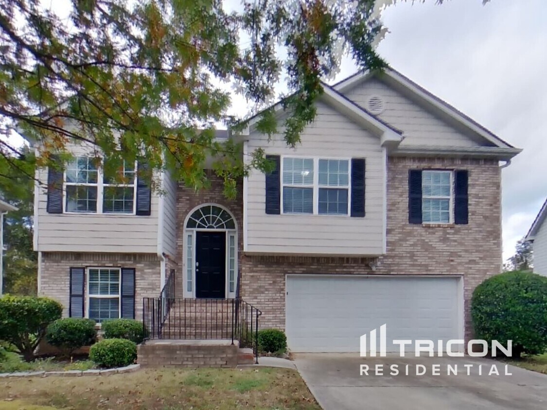 2317 Silver Maple Circle Ellenwood GA House Rental in Ellenwood, GA