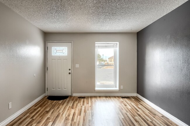 Building Photo - 4 Bedroom Home in Parker