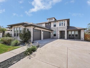 Building Photo - 8608 Bestride Bend