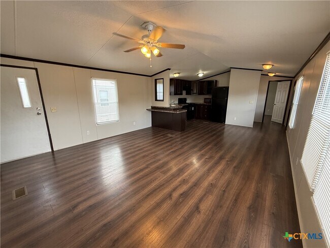 Foto del edificio - 1035 Ferryboat Ln