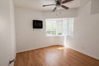 Building Photo - 5611 Jackson St