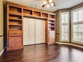 Building Photo - 3621 Roxbury Ln Building Photo - 3621 Roxbury Ln