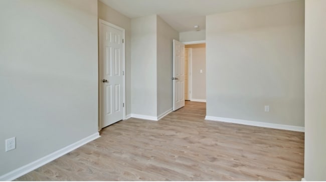 Building Photo - 202 Miami St