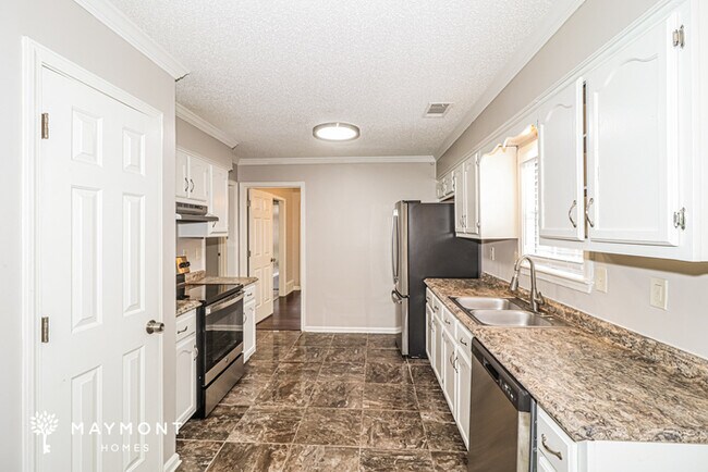Foto del edificio - 2125 Oak Springs Dr