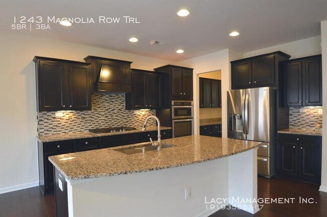 Foto del edificio - 1243 Magnolia Row Trail