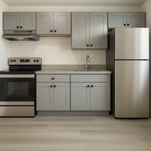 Building Photo - 1221 Kingston Dr