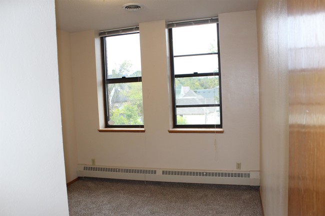 Foto del edificio - 916 E 3rd St