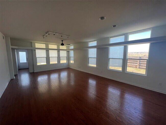Building Photo - 1629 Arbor Knot Dr