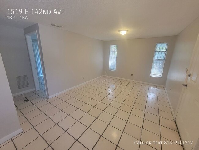 Building Photo - Cute Tampa Apartment