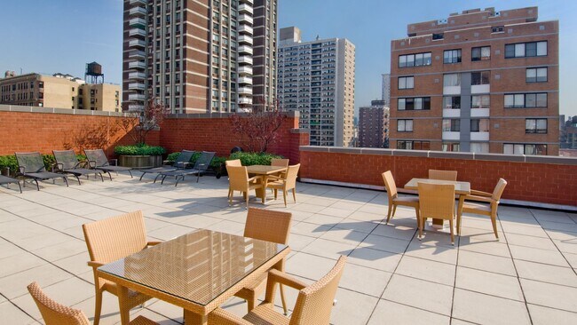Foto del edificio - 29 E 30th St