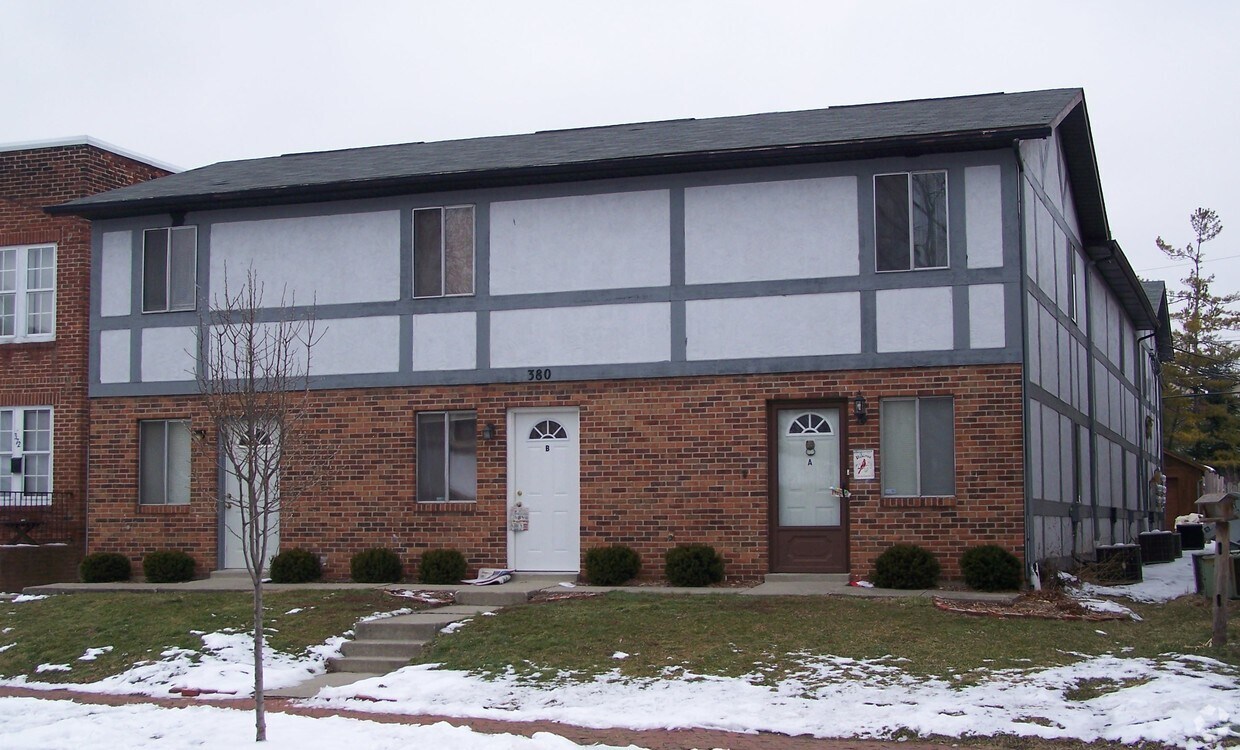 Foto del edificio - 380 Forest St