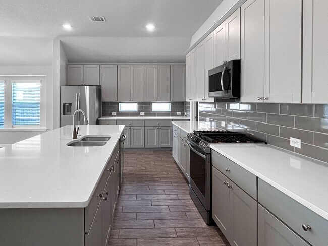 Foto del edificio - Contemporary 3-Bedroom Near Randolph AFB