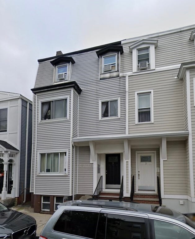 Building Photo - 5 Prescott St