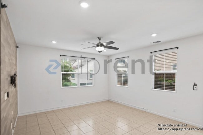 Foto del edificio - 1339 Sauvignon St