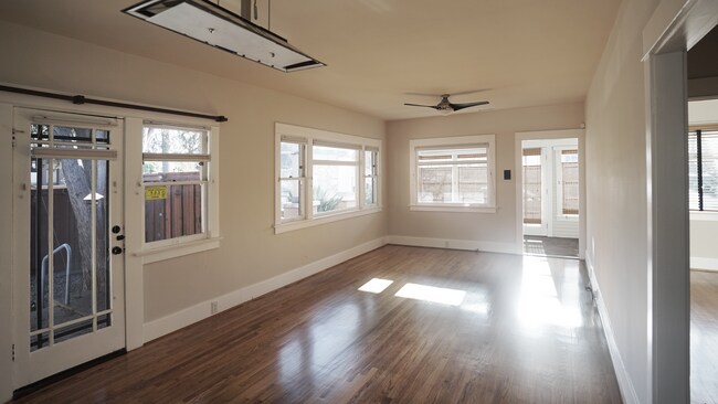 Foto del edificio - 802 Dawson Ave