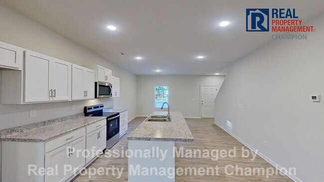 Foto del edificio - Newly Constructed 3 BD 2.5 BA w/Open Floor Plan