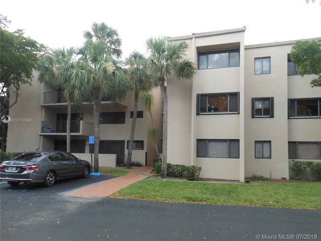 Foto del edificio - 6315 Gage Pl