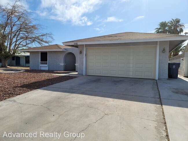 Building Photo - 4 br, 2 bath House - 4448 Eureka Circle