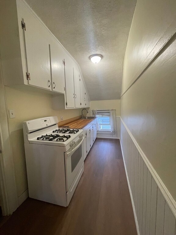 Foto del edificio - 709 Maple St