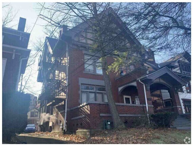 Building Photo - 5826 Darlington Rd #3
