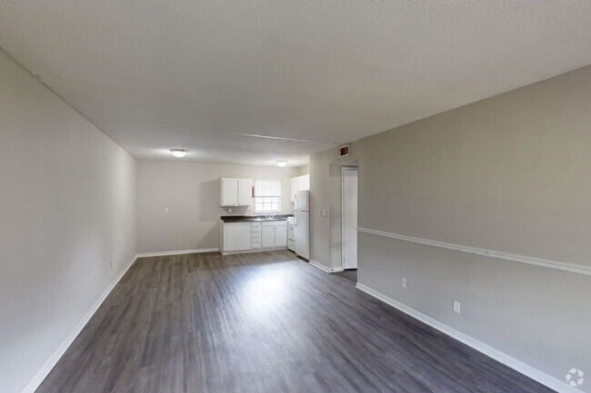 1BR, 1BA - 700SF - Livingroom - Monarch Apartments