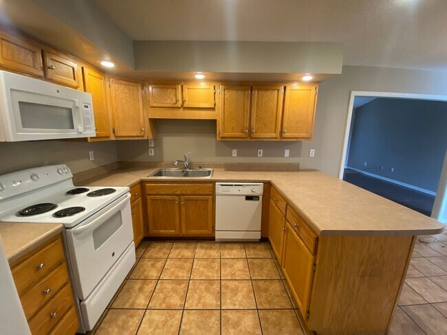 Foto del edificio - 3bed/2bath Home in Brookland School District with Fenced Yard!